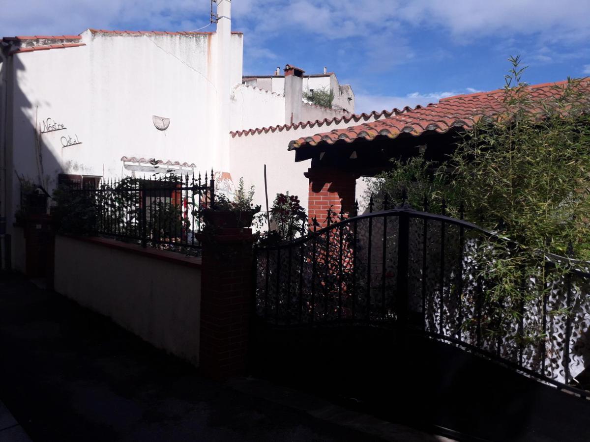 B&B Chambres "Chez Meme Germaine" Caramany Ngoại thất bức ảnh